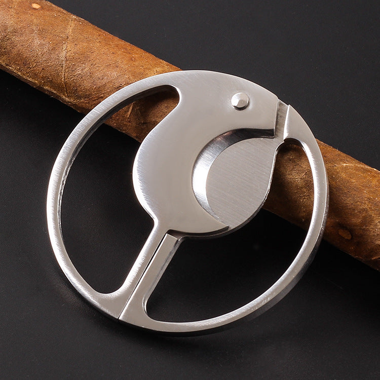 Double-edged round cigar cutter scissors for precise cigar cutting