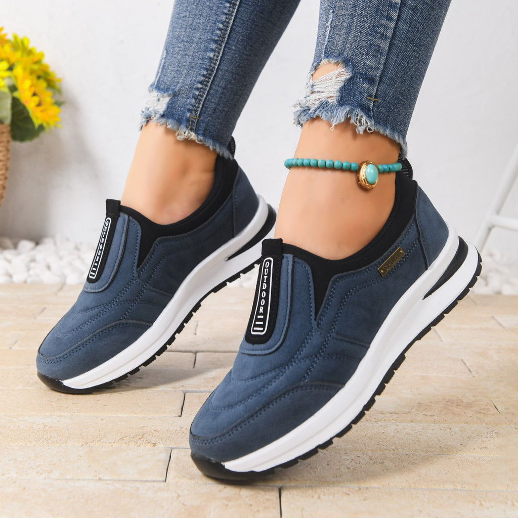 Women’s Casual Plus-Size Slip-On Running Shoes